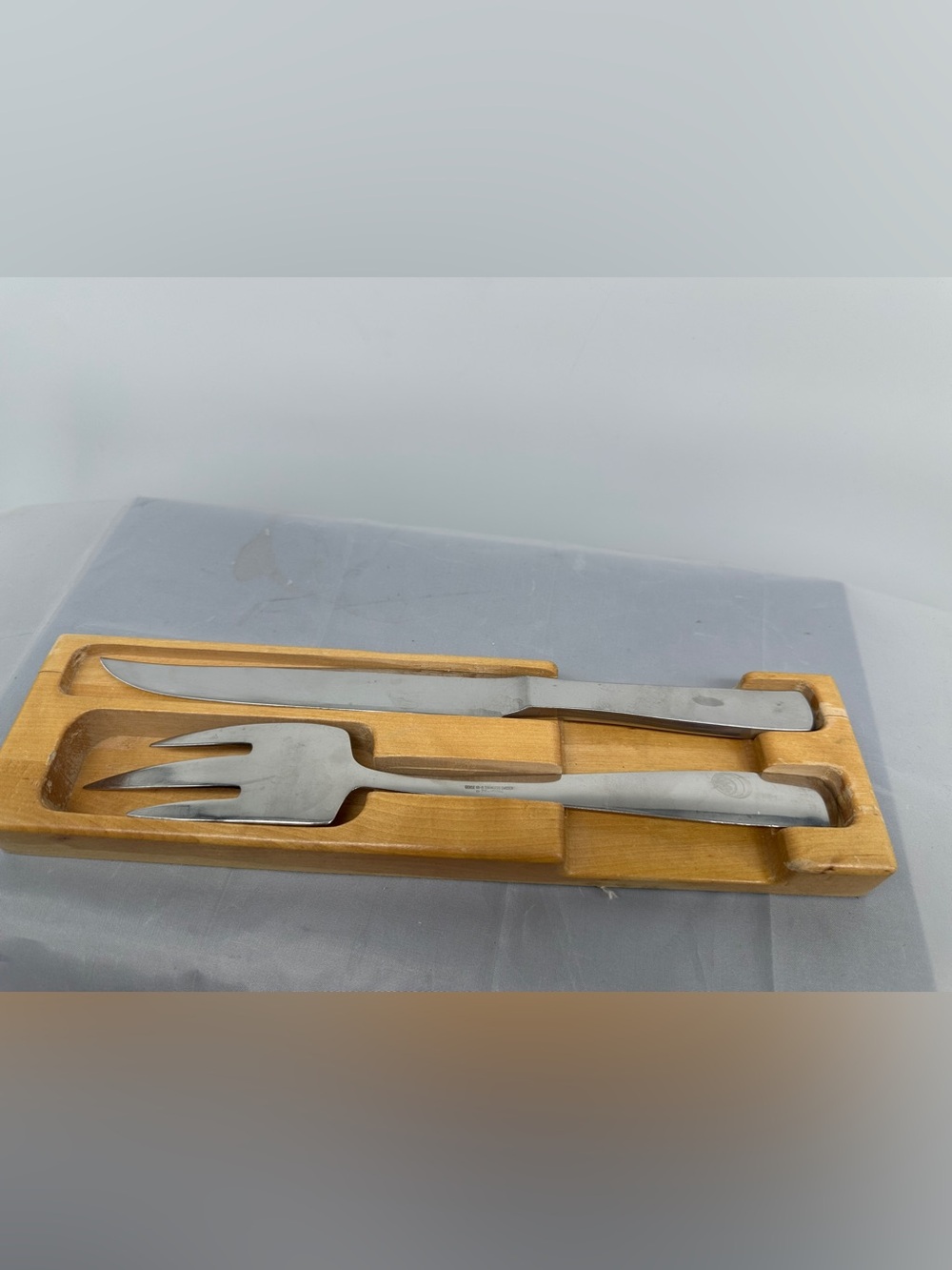 Gense Swedish Mid-Century Carving Set - Stainless Steel in ash holder